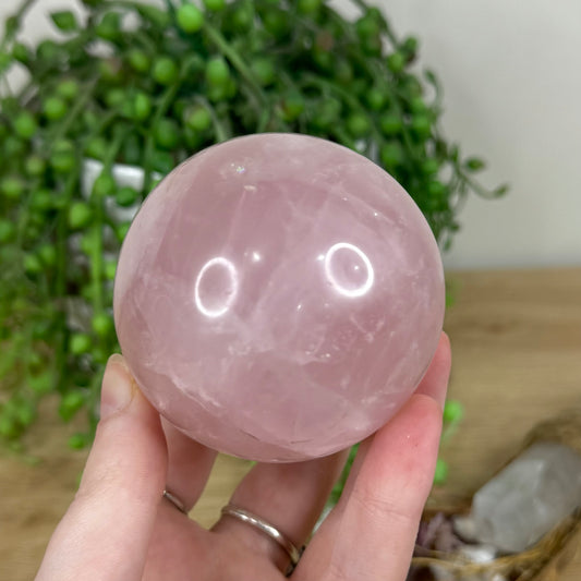Rose Quartz Sphere (M877)