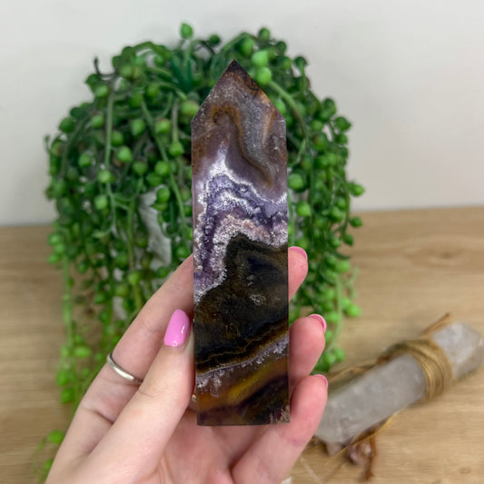 Aura 23 / Fluorite Point (X150)