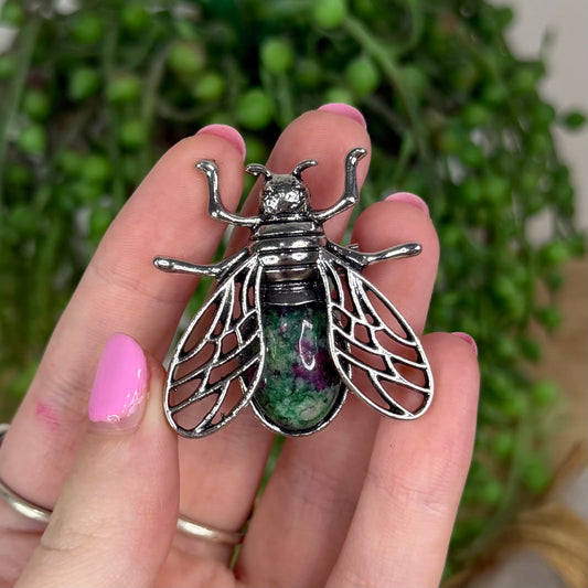 Ruby In Zoisite Bee Brooch (X265)