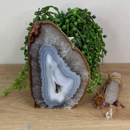 Druzy Agatę Geode Cave (X300)
