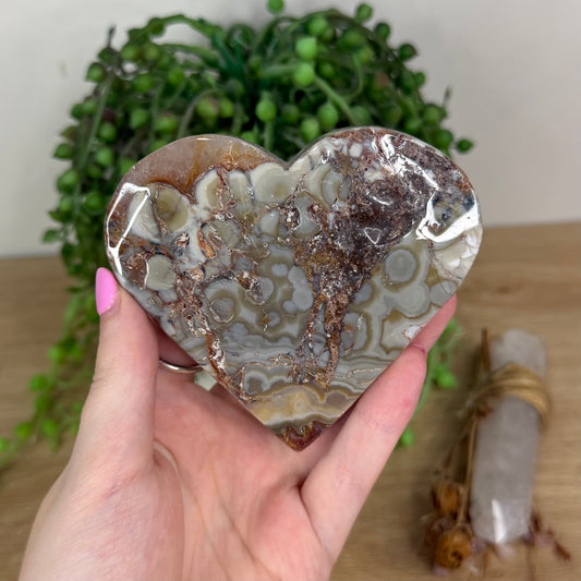 Amethyst / Mexican Crazy Lace Agate Heart (X225)