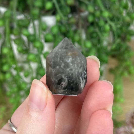 Garden Quartz Point (R424)