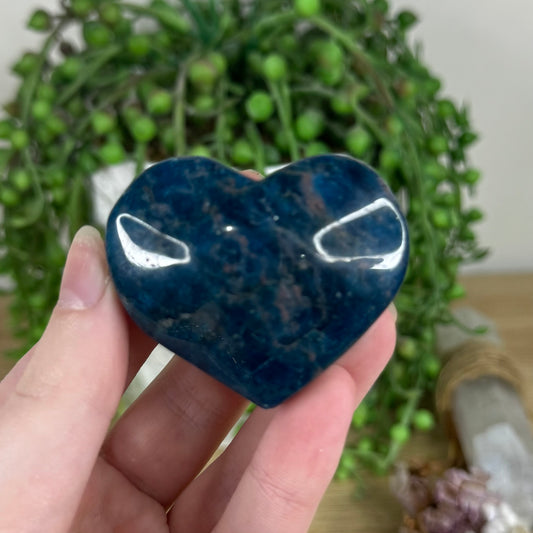 Blue Apatite Heart (N508)