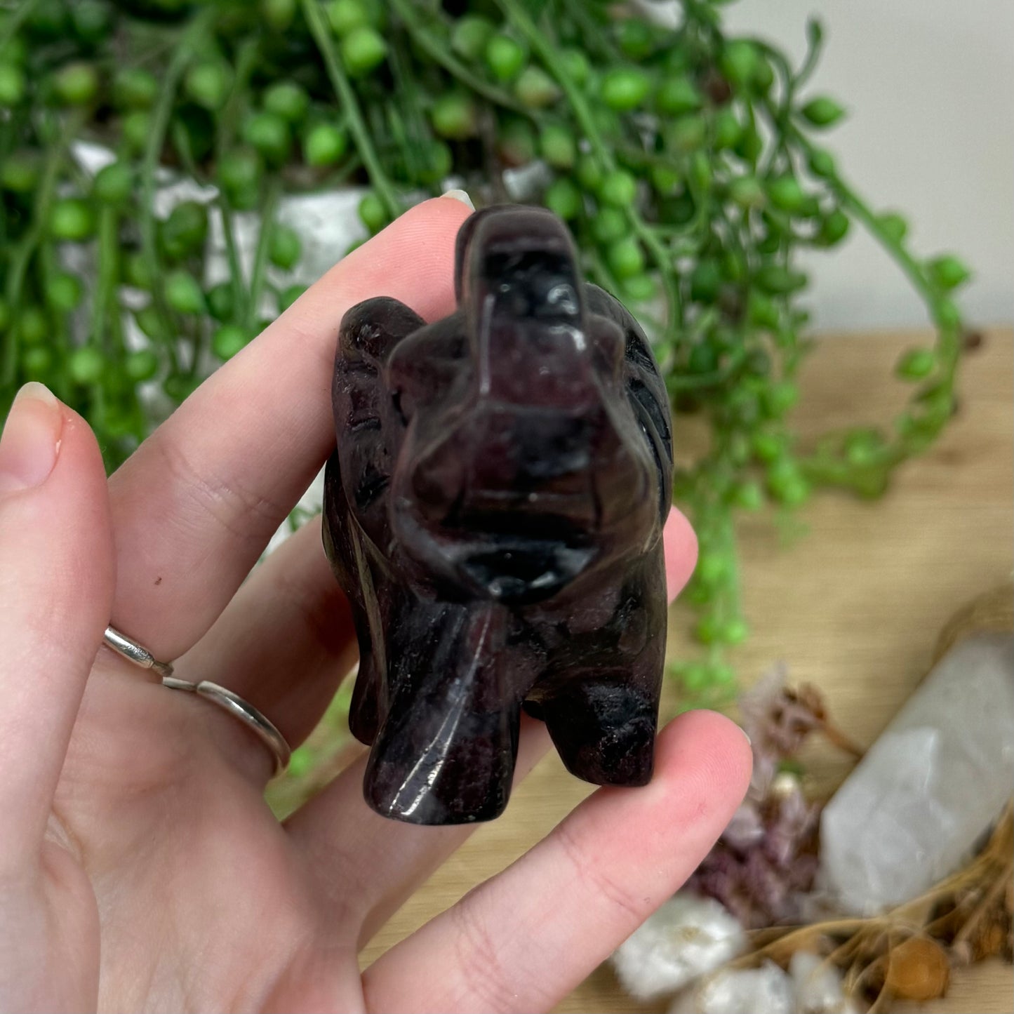 Garnet Elephant (R345)
