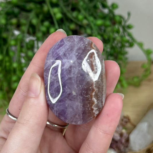 Amethyst / Mexican Crazy Lace Agate Palm Stone (R449)