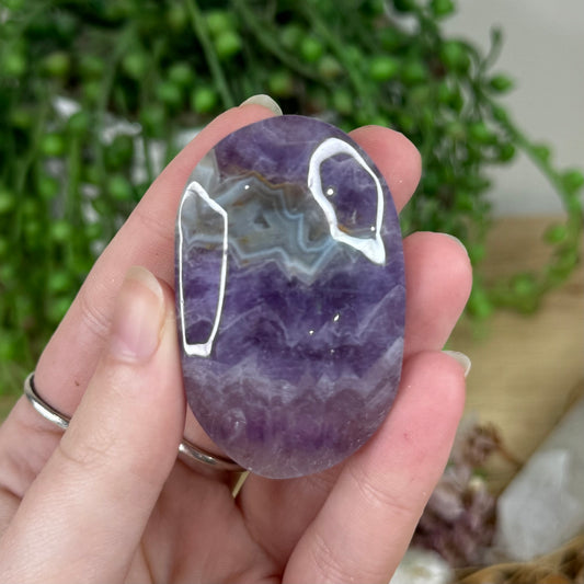 Amethyst / Mexican Crazy Lace Agate Palm Stone (R446)