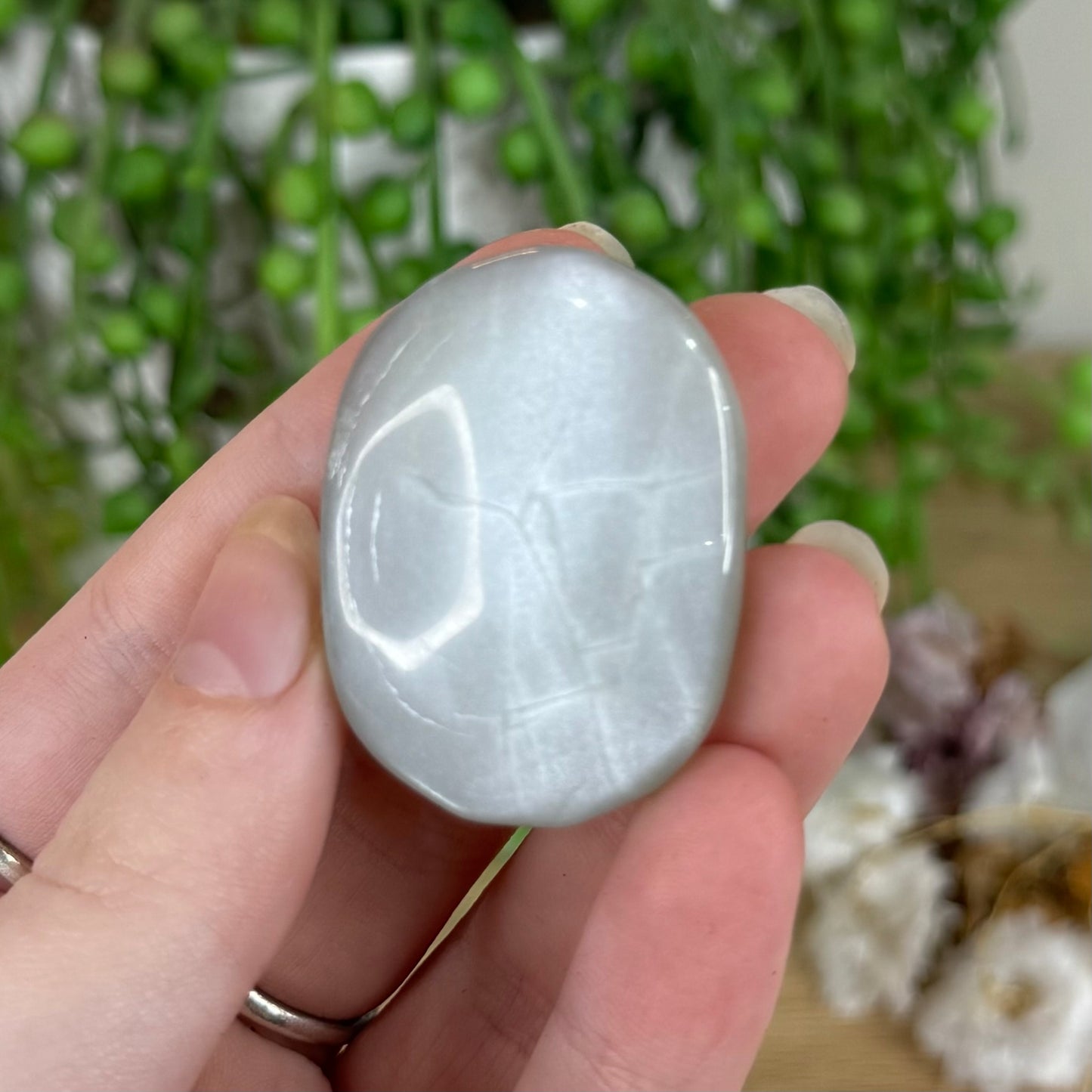 Green Moonstone Palm Stone (N98)