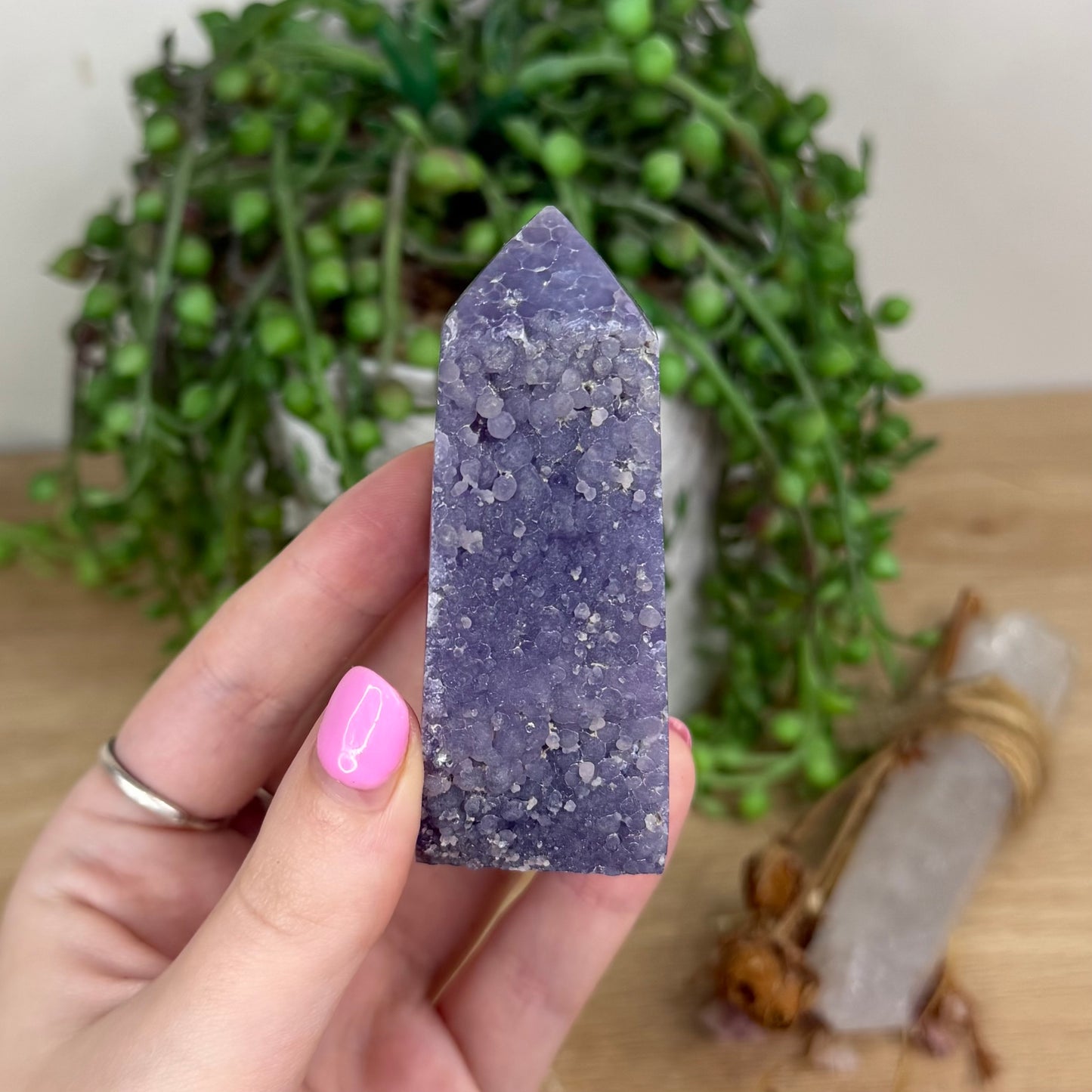 Grape Agate Point (X505)