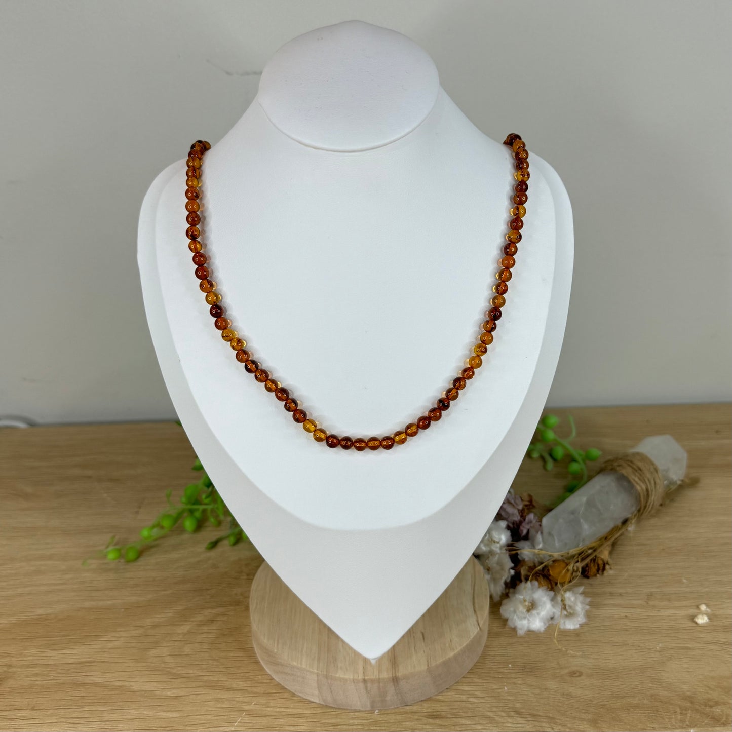 Amber Necklace (M605)