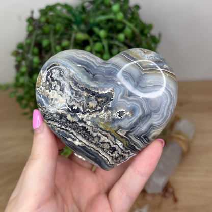 Crazy Lace Agate Heart (X599)
