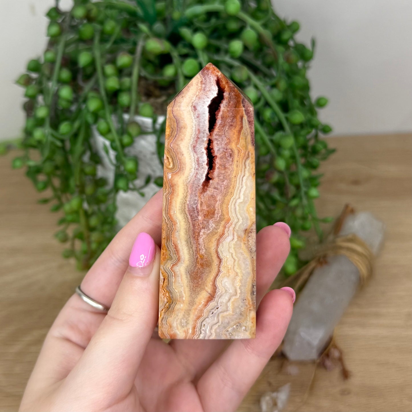 Pink Crazy Lace Agate Point (X591)