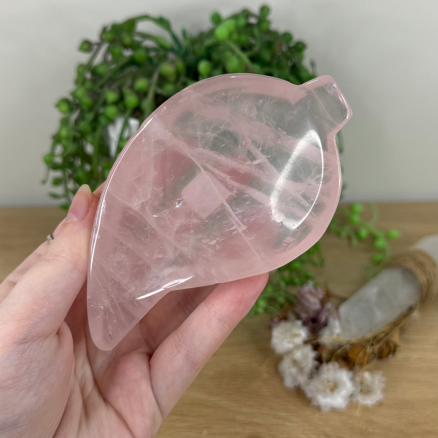 Rose Quartz Leaf Bowl (G160)