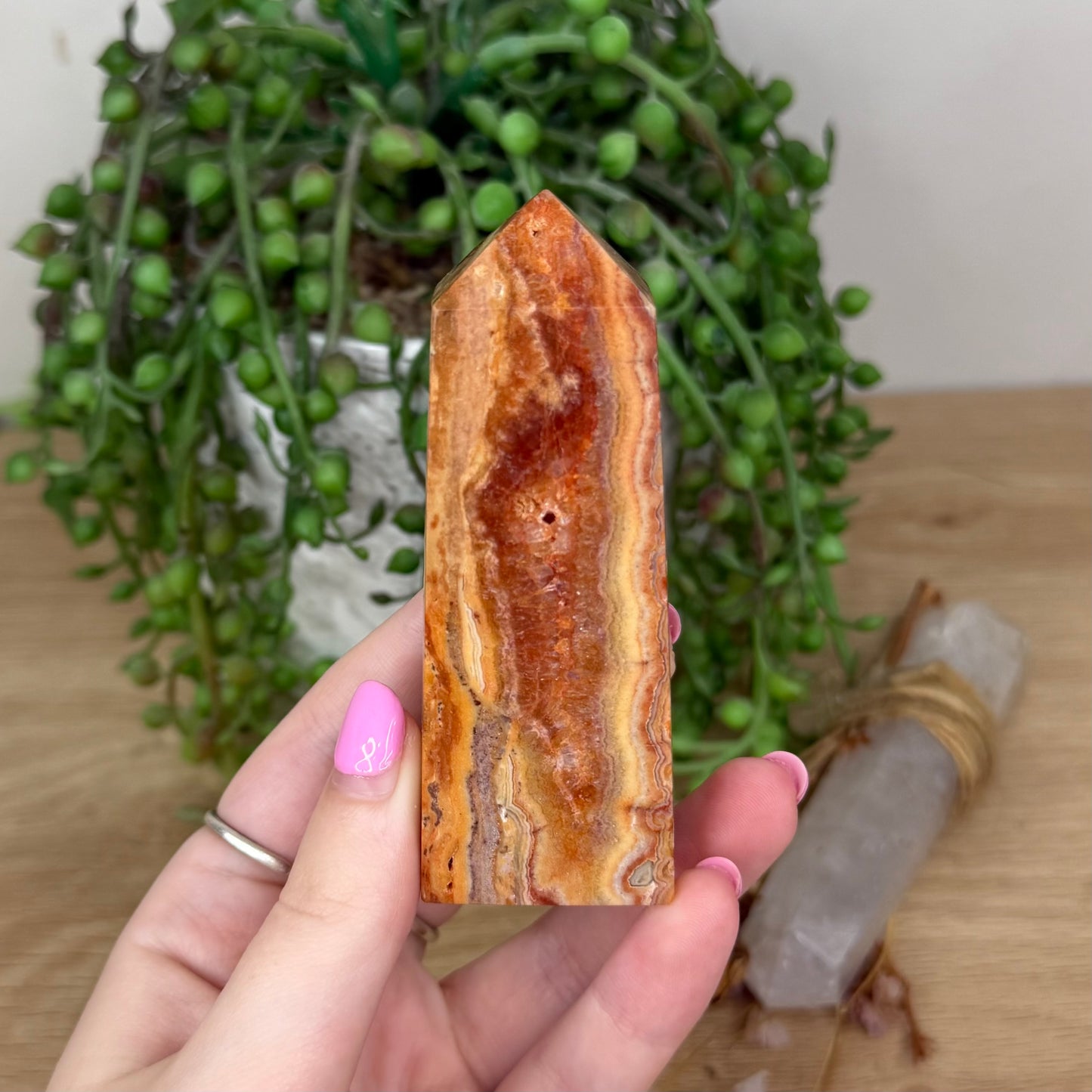 Pink Crazy Lace Agate Point (X591)