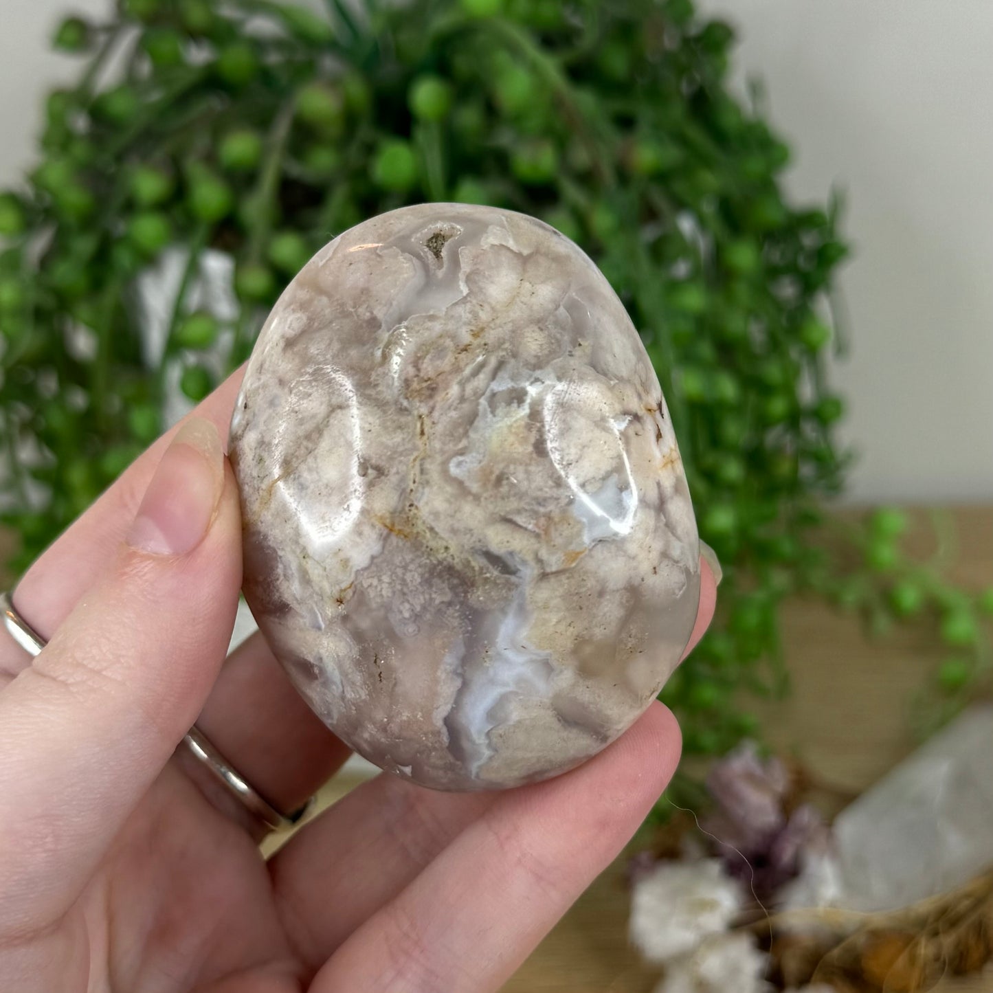 Flower Agate Palm Stone (K728)