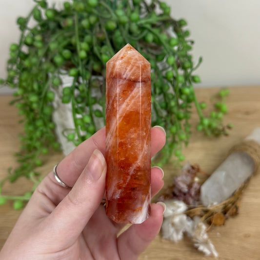 Fire Quartz Point (R724)