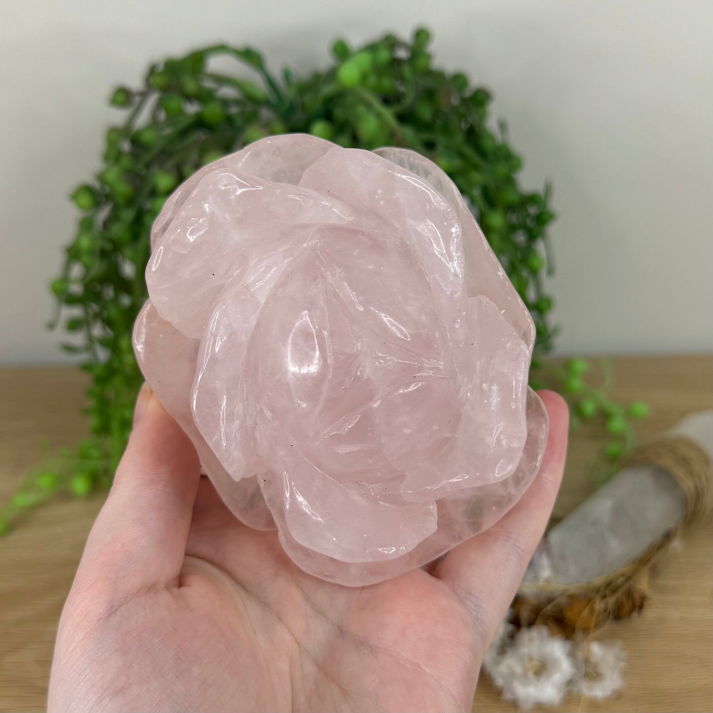 Rose Quartz Flower (N343)