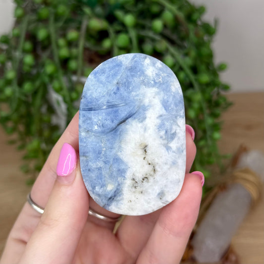 Blue Kyanite Palm Stone (X663)