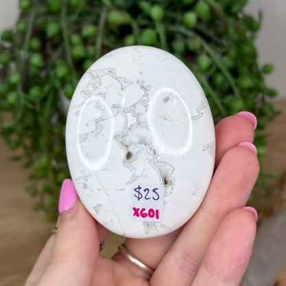 White Plume Agate Palm Stone (X601)