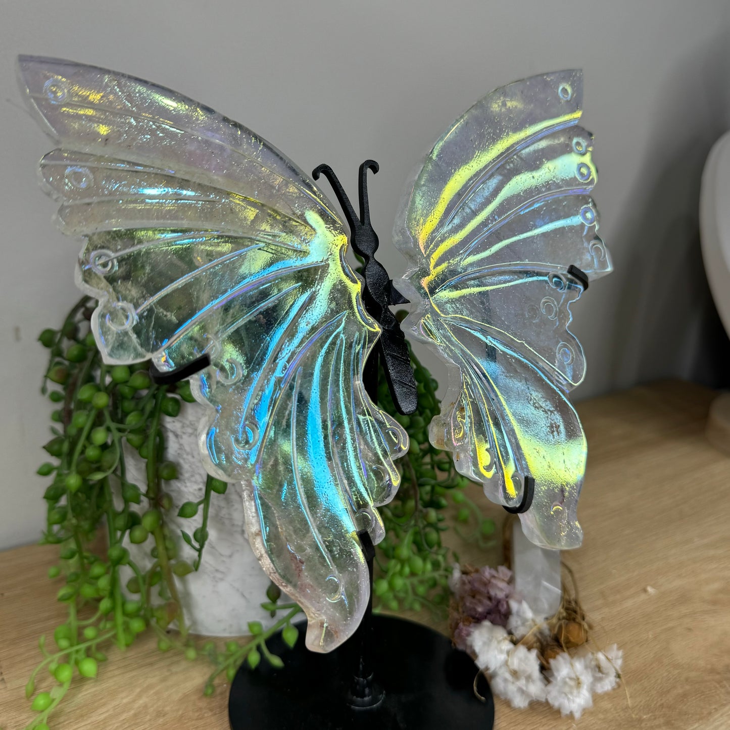 Aura Clear Quartz Butterfly Wings On Stand (M948)