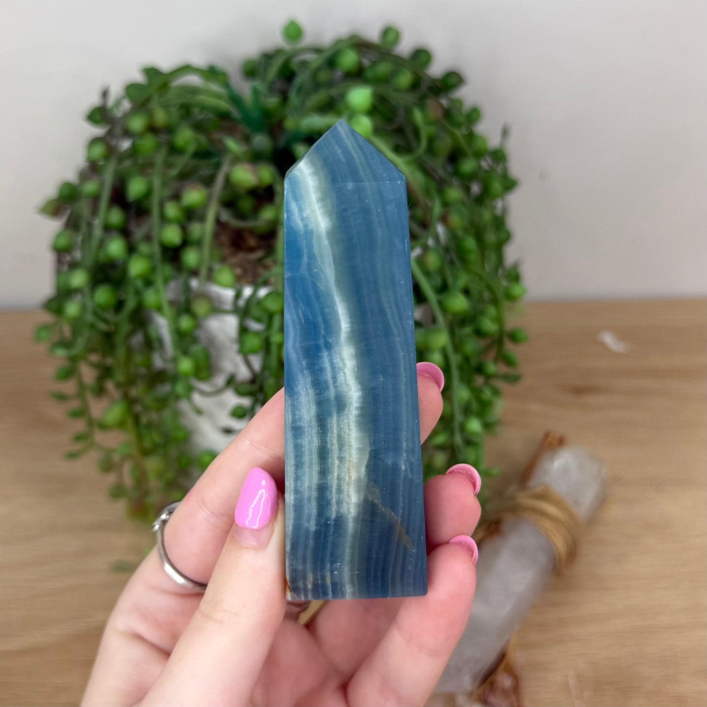 Blue Onyx Point (X703)