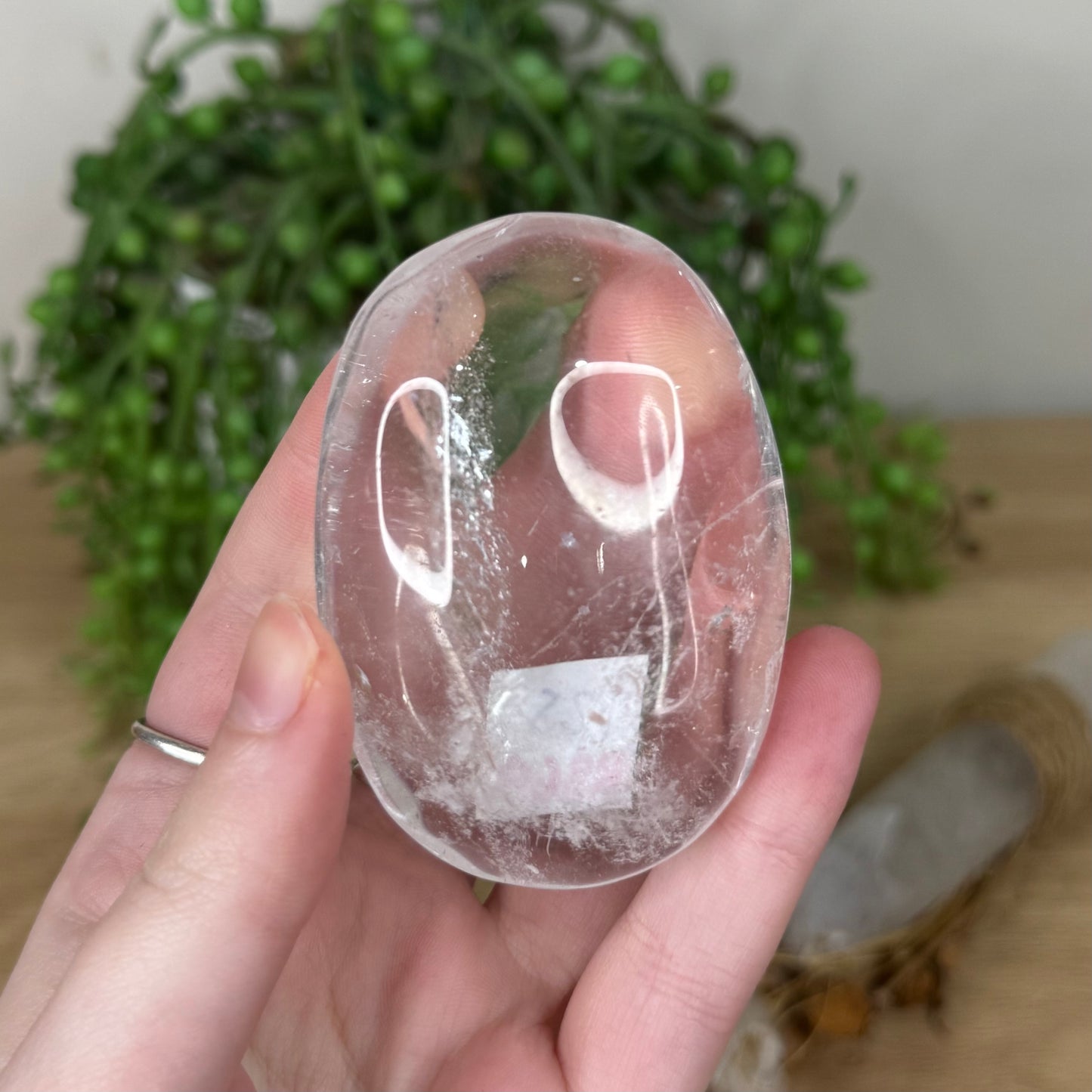 Clear Quartz Palm Stone (R869)