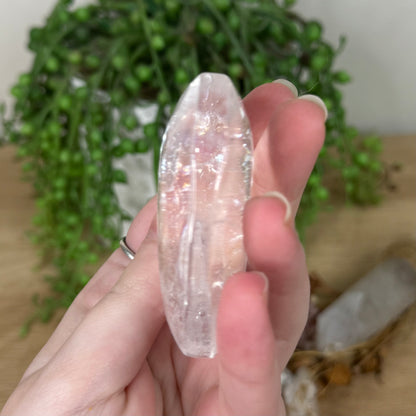 Clear Quartz Palm Stone (R869)