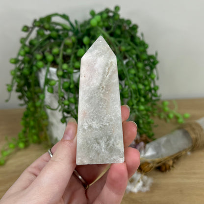 Green Quartz / Pink Amethyst (N779)