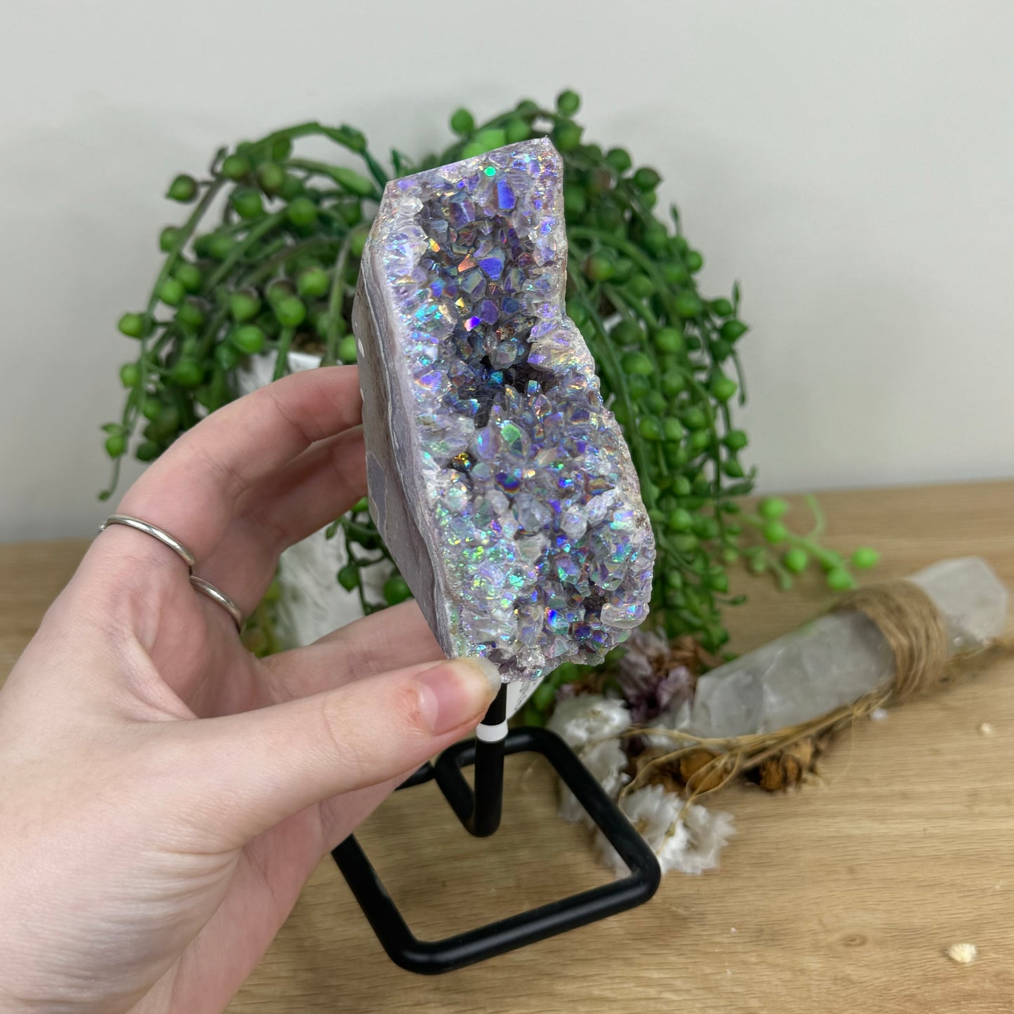 Aura Amethyst Cave On Stand (K596)