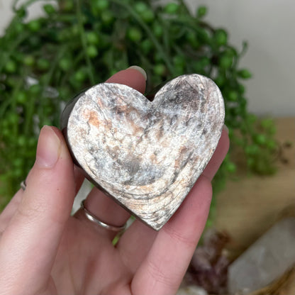 Purple Mica Heart (R770)