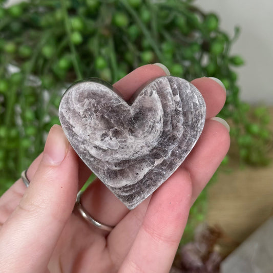Purple Mica Heart (R768)