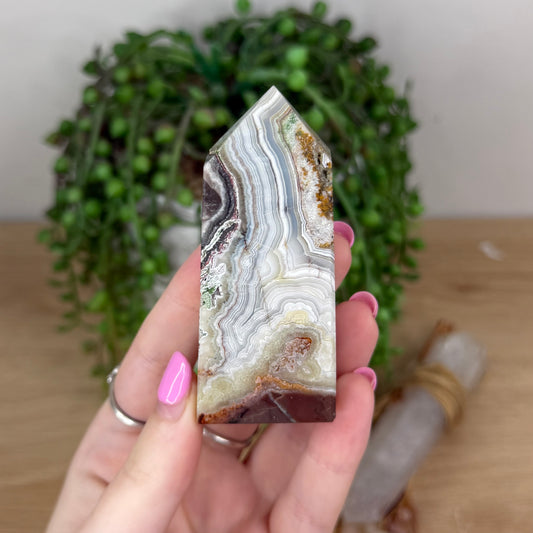 Mexican Crazy Lace Agate Point (X856)