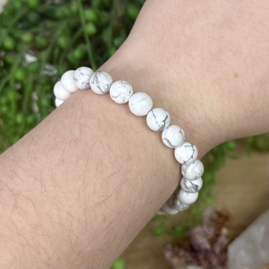 Howlite Bracelet (R898) (R899) (R900) (R901)