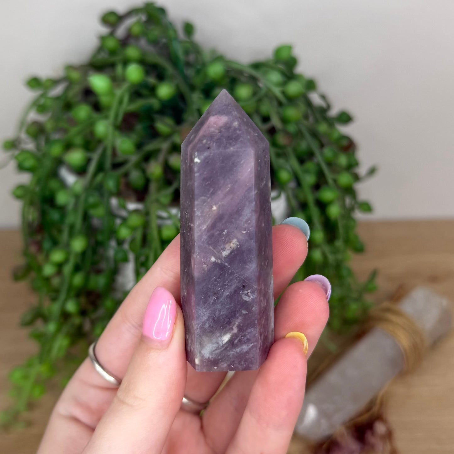 Plum Tourmaline Point (Y39)