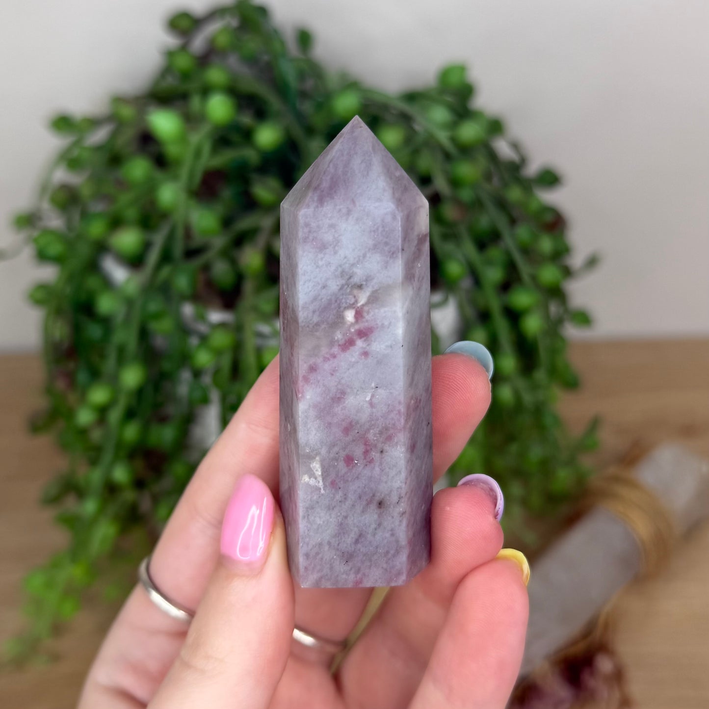 Plum Tourmaline Point (Y38)