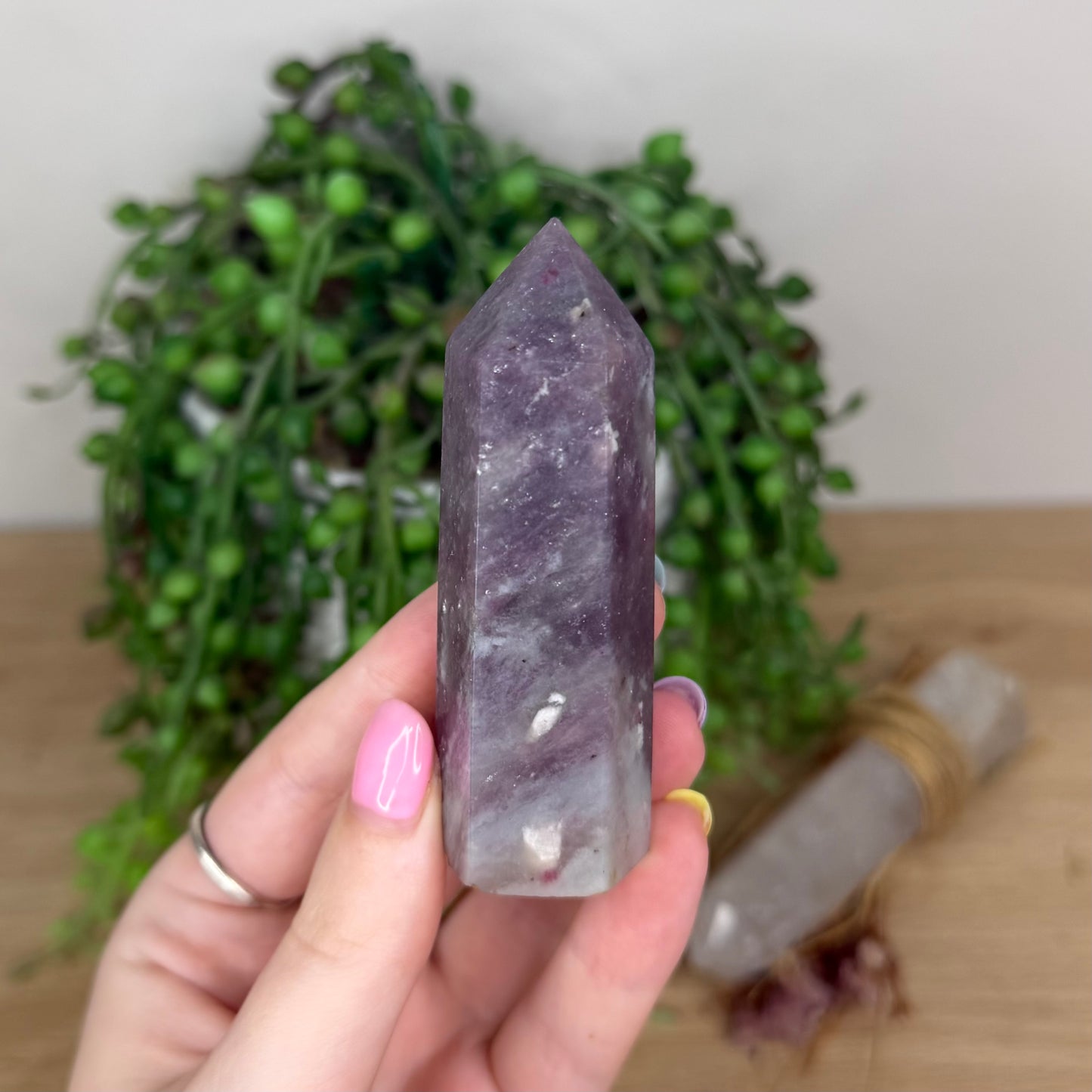 Plum Tourmaline Point (Y41)