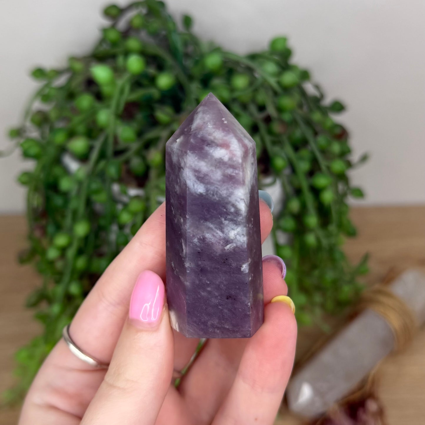 Plum Tourmaline Point (Y37)