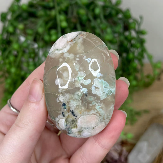 Green Flower Agate Palm Stone (S91)