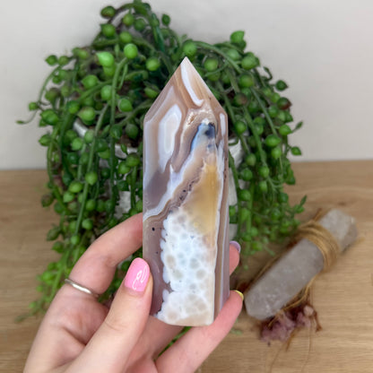 Pink Jelly Agate Point (Y26)