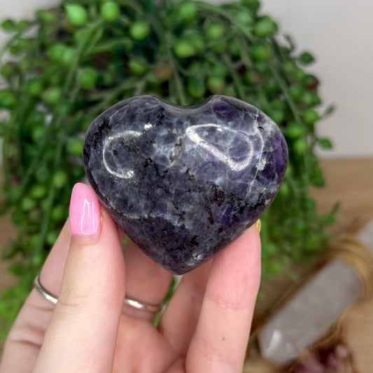 Spurrite Strombolite Heart (Y98)