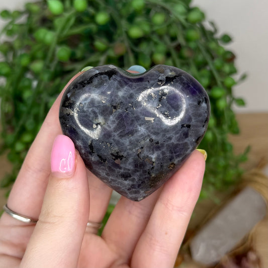 Spurrite Strombolite Heart (Y100)