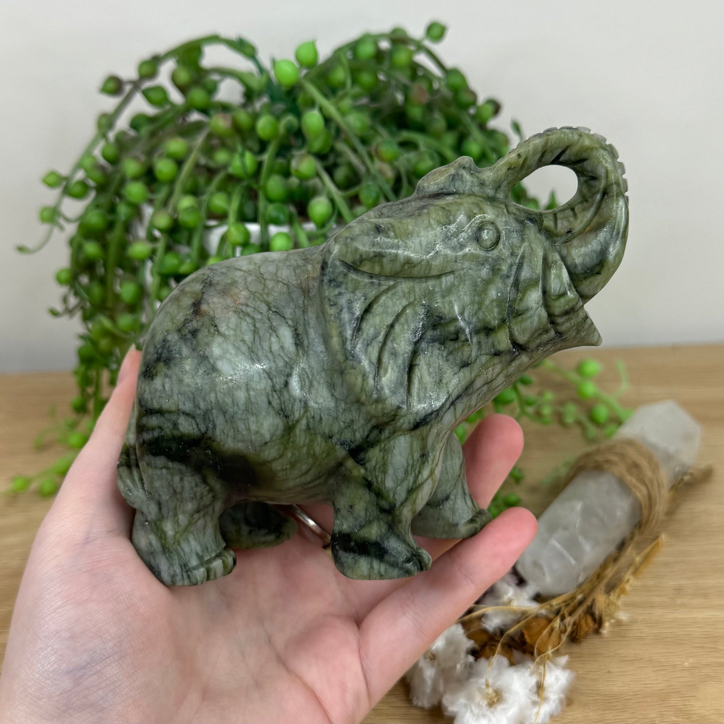 Green Jade Elephant (N816)