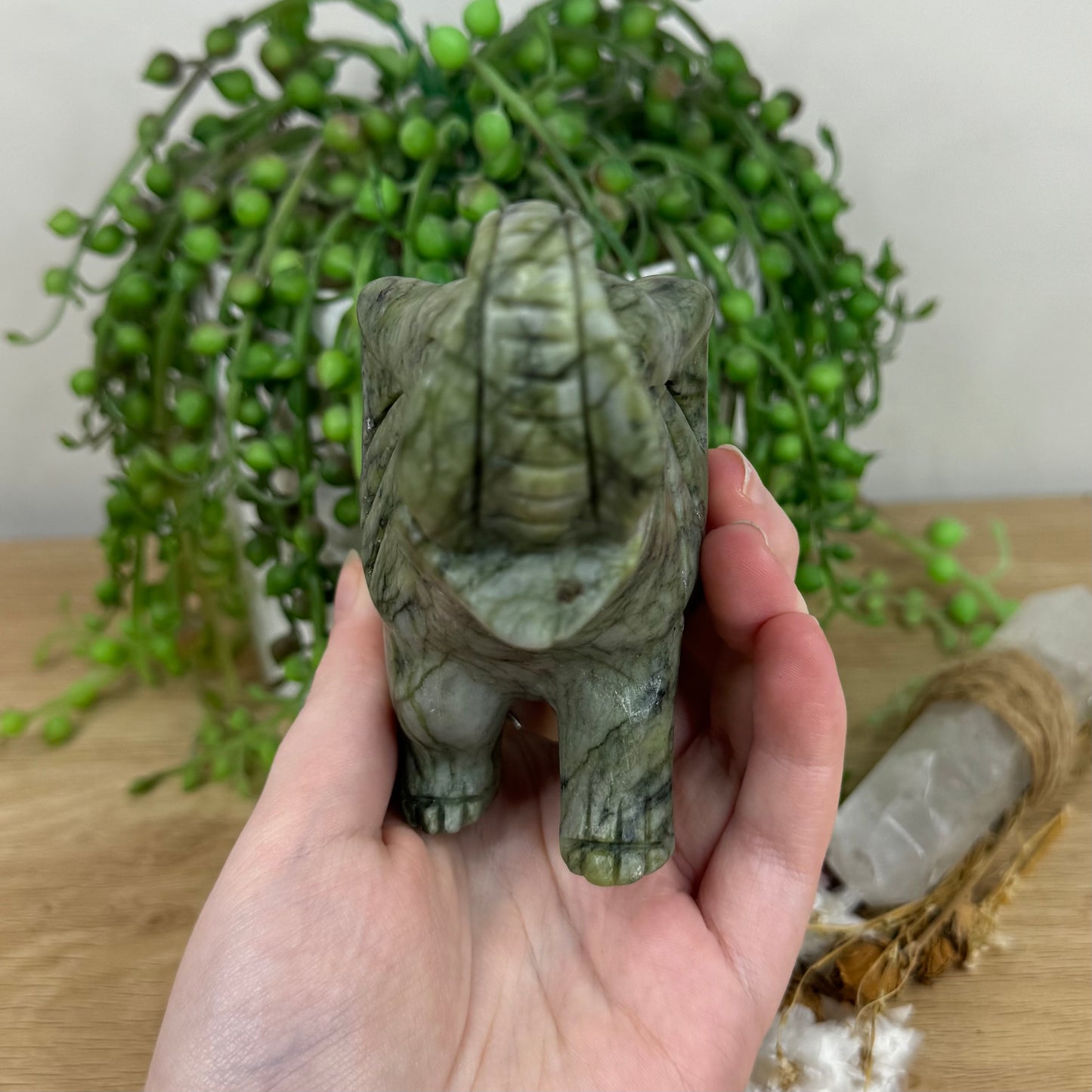 Green Jade Elephant (N816)