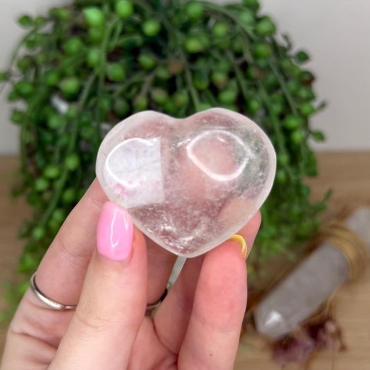 Clear Quartz Heart (X960)