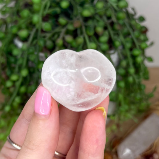 Clear Quartz Heart (X956)