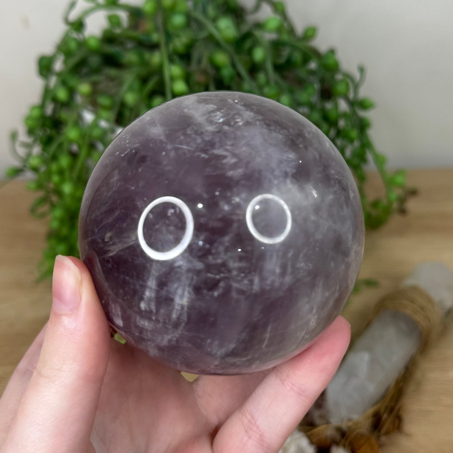 Amethyst Sphere (S8)