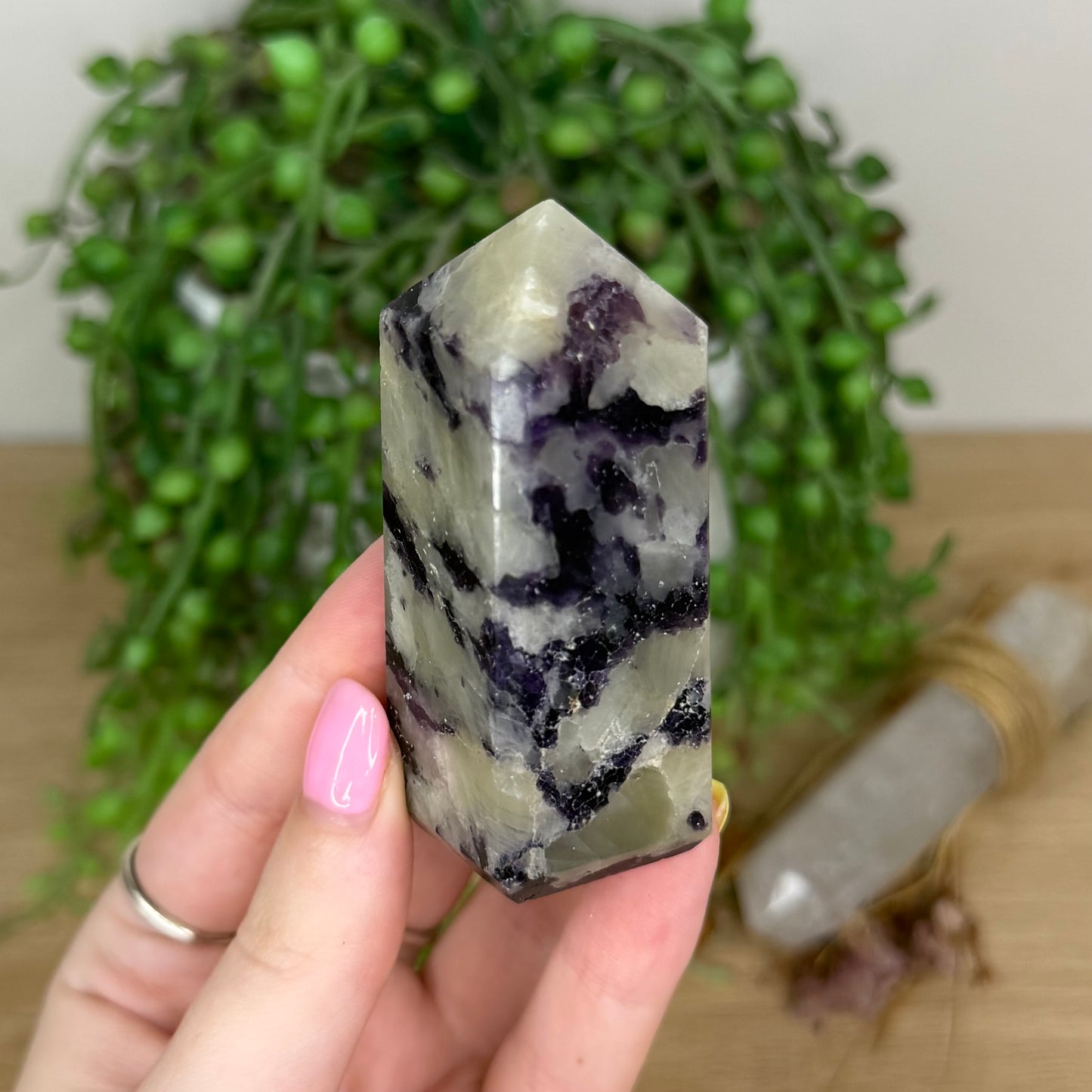 Blueberry Fluorite Point (X985)