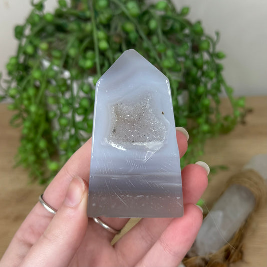 Druzy Agatę Point (R959)