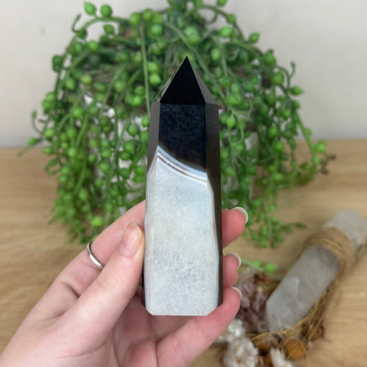 Black Agate Point (R952)
