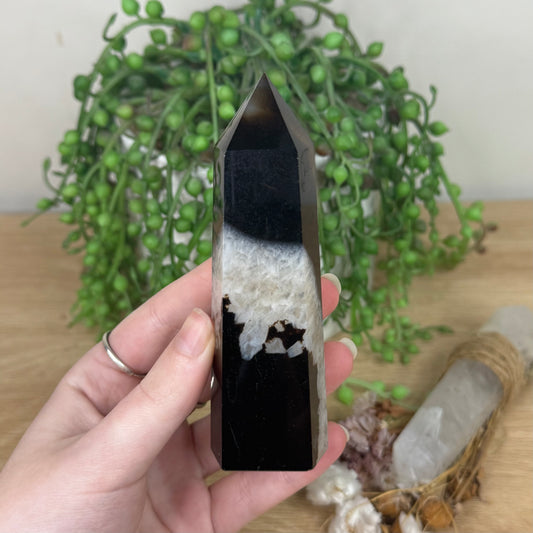 Black Agate Point (R954)
