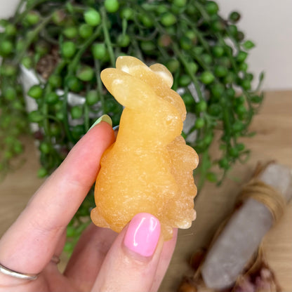 Yellow Calcite Bunny Family (Y160)